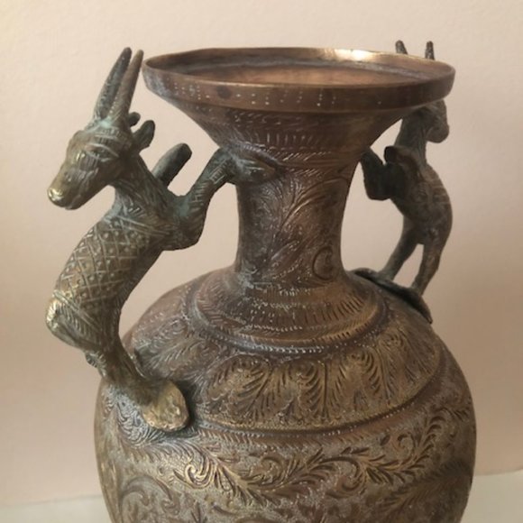 Antique Oriental Bronze Vases with animal's handles. Set of 4. Hindy. gods. - Picture 10 of 15